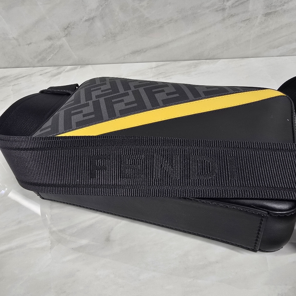 Fendi Black and Yellow Crossbody Bag - Picture 5 of 14